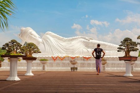 Viaggi 2025: Tendenze e Destinazioni Emergenti