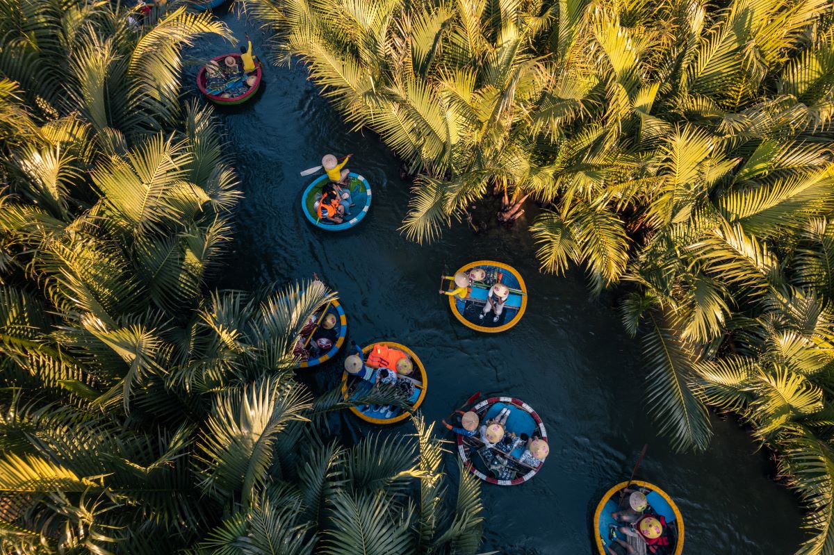 🇻🇳 DISCOVER VIETNAM